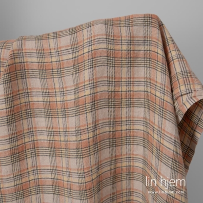 Linstoff brunlig rutete vasket, 140cm bredt