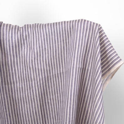 Linstoff med lilla og blå striper