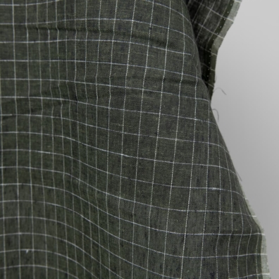 Linstoff mørkegrønt-hvitt rutete 150cm bredt