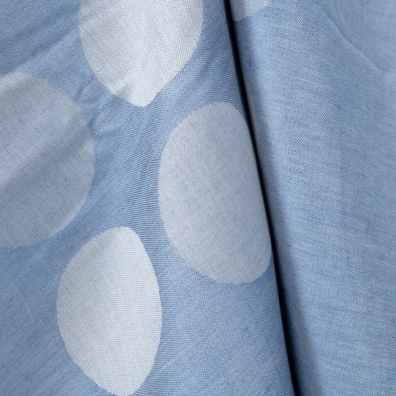 Lin-bomullstoff jacquard med store bobler vevd av lyse blågrått og lyseblått garn