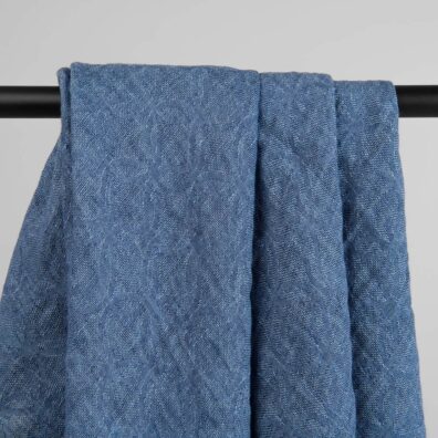 Lyseblått linskjerf i geometrisk mønster, dobbeltlags jacquard
